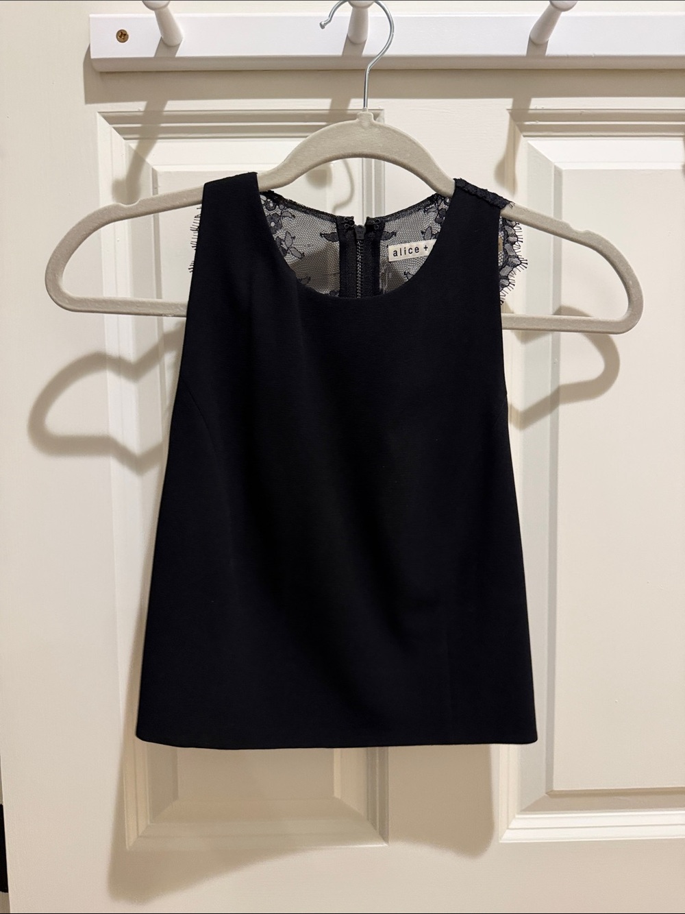 Alice + Olivia Black Lace-Back Sleeveless Camisole